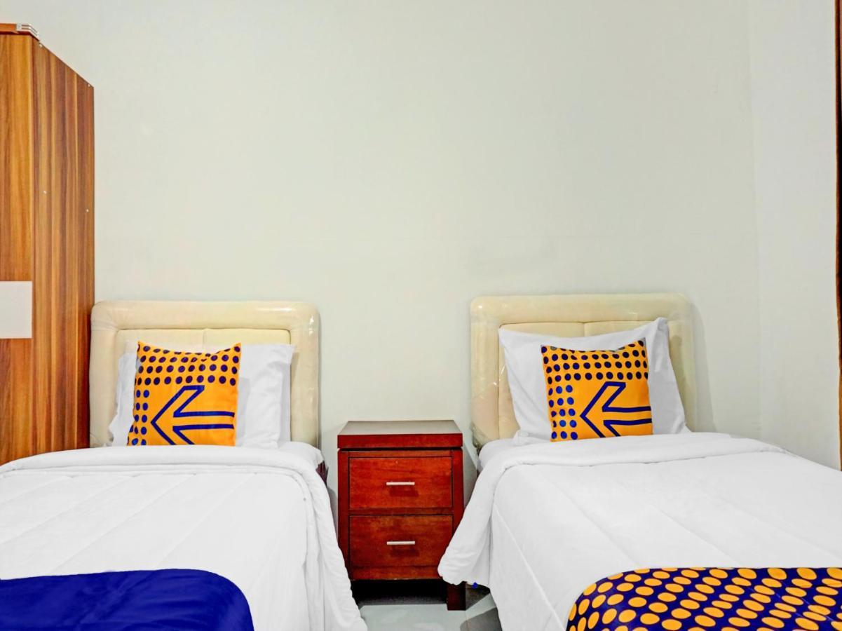 Spot On 90295 Simprug Residence Jakarta Extérieur photo