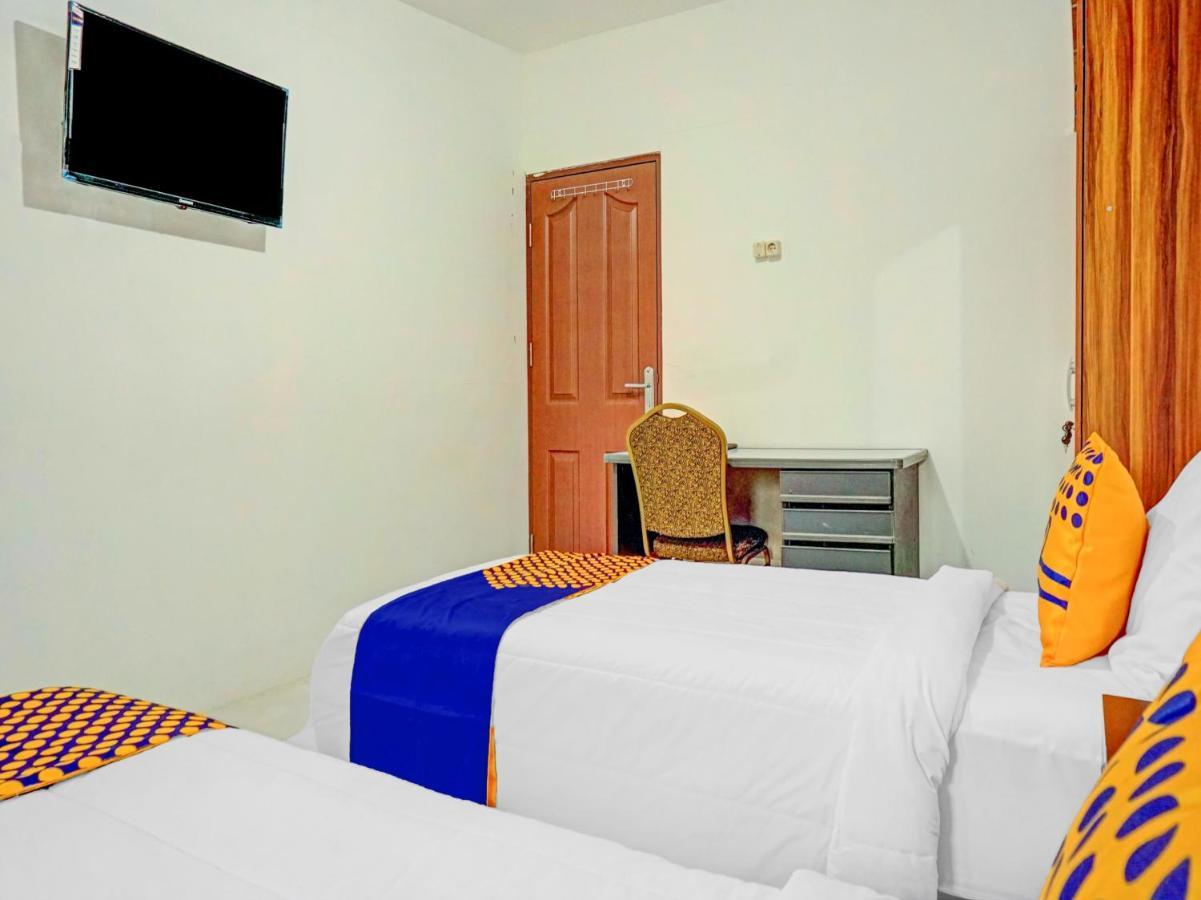 Spot On 90295 Simprug Residence Jakarta Extérieur photo