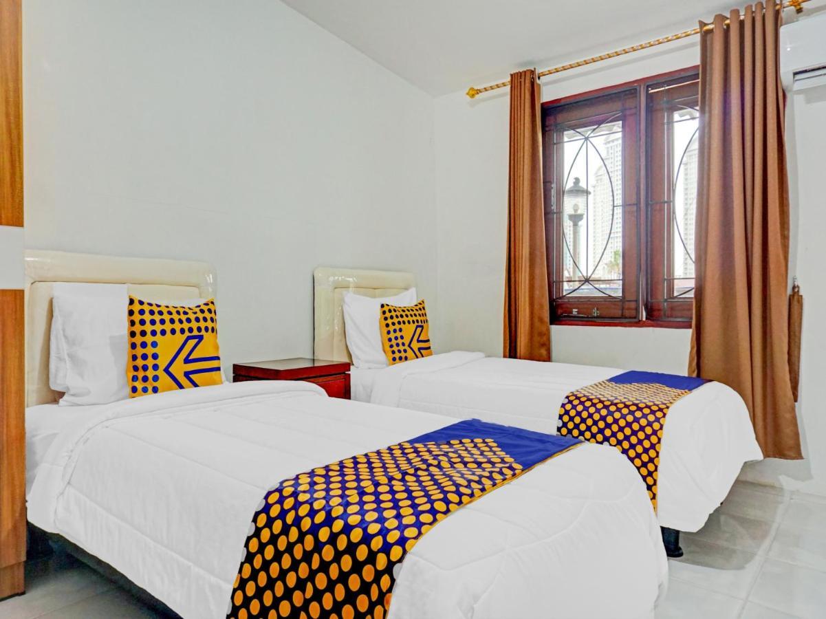 Spot On 90295 Simprug Residence Jakarta Extérieur photo
